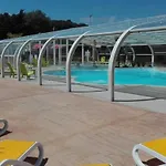 Zecamping 4 Bain A Remous Piscine Couverte Animaux Acceptes Campsite *