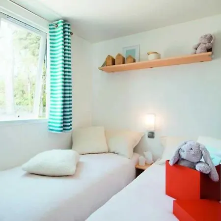 אתר קמפינג Zecamping 4 Etoiles Bain A Remous Piscine Couverte Animaux Acceptes