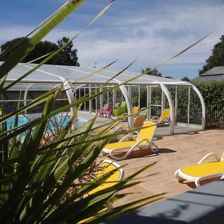 Zecamping 4 Etoiles Bain A Remous Piscine Couverte Animaux Acceptes אתר קמפינג סן ז'אן דה מון