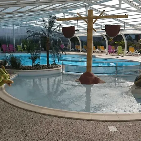 Zecamping 4 Etoiles Bain A Remous Piscine Couverte Animaux Acceptes *
