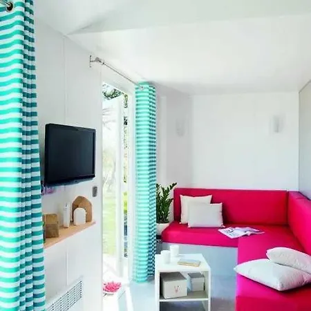 Zecamping 4 Etoiles Bain A Remous Piscine Couverte Animaux Acceptes * סן ז'אן דה מון