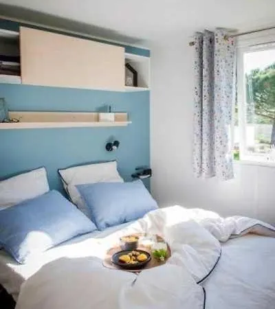 4 étoiles - Piscine - Eeieih Camping