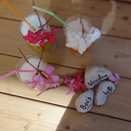 4 étoiles - Piscine - Eeieih