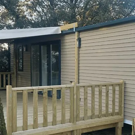 Zecamping 4 Bain A Remous Piscine Couverte Animaux Acceptes