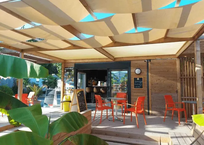 4 Etoiles - Piscine - Eeieih 캠프장