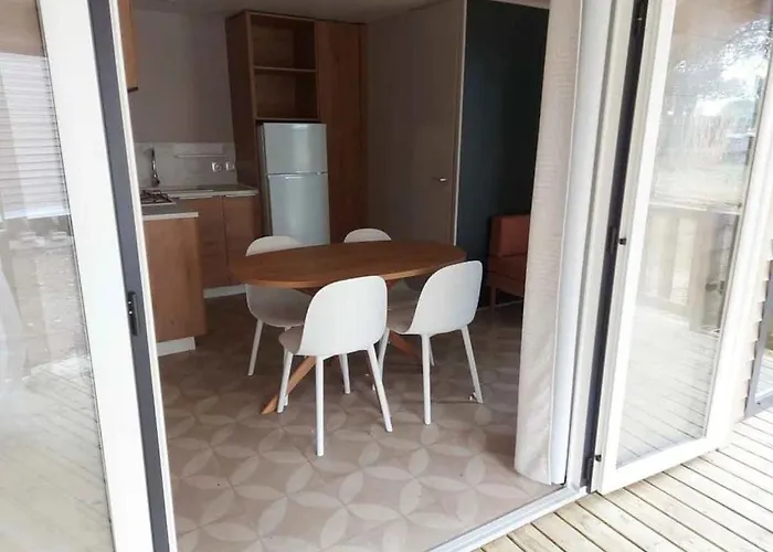 4 Etoiles - Piscine - Eeieih 캠프장