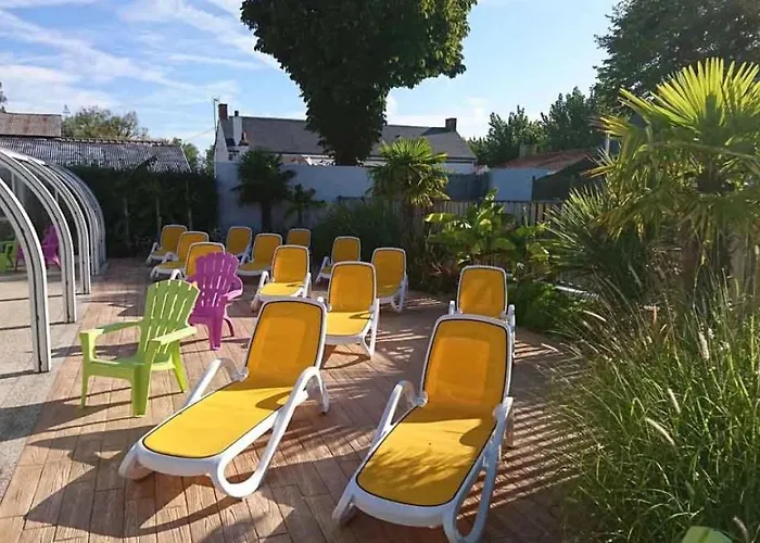 4 Etoiles - Piscine - Eeieih * 생장드몽