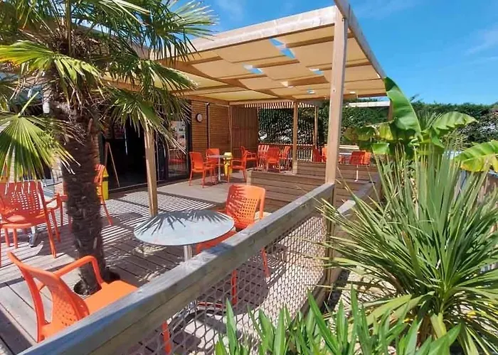 4 Etoiles - Piscine - Eeieih 캠프장 생장드몽