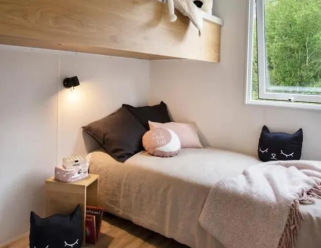 캠프장 4 Etoiles - Piscine - Eeieih